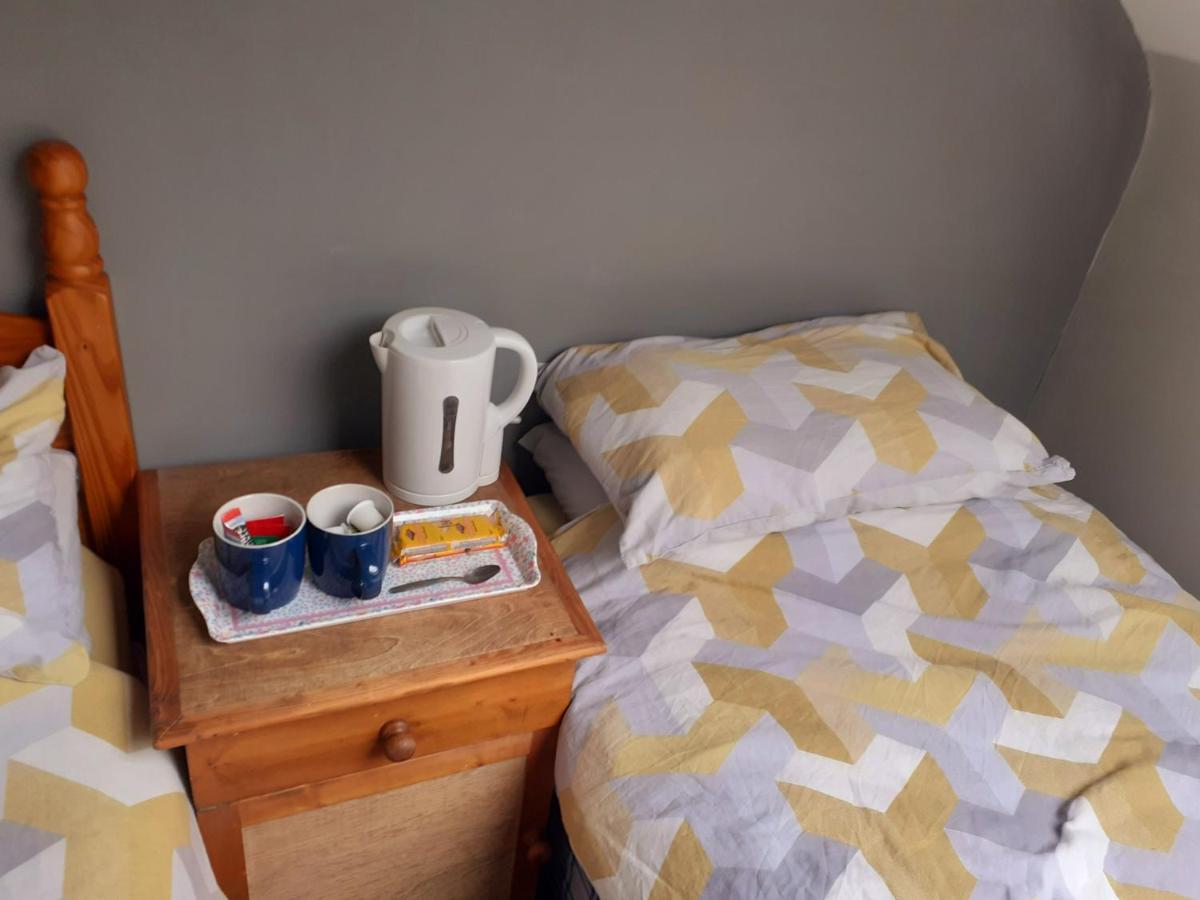 Avondale Accommodation 莱特肯尼 外观 照片